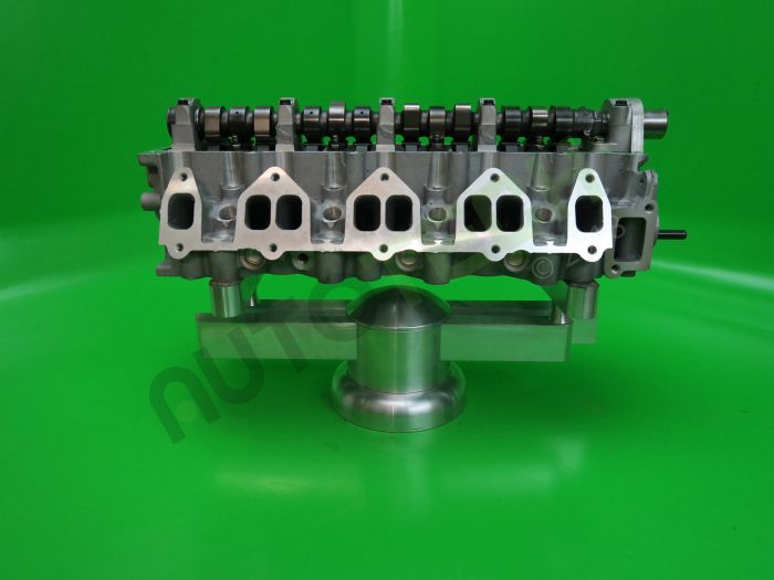 Mazda new 2.5 Complete 12 valve Cylinder Head