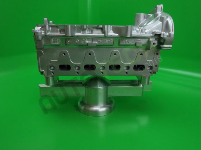 Renault 1.4 Petrol 16 valve Petrol Reconditioned Cylinder Head